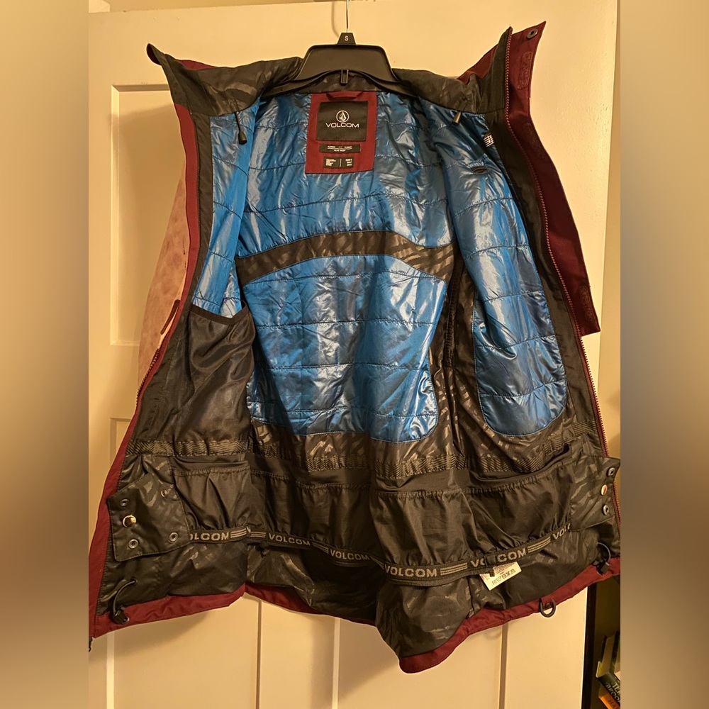 Volcom Womens Snowboard Shell Size S - Like New - image 5